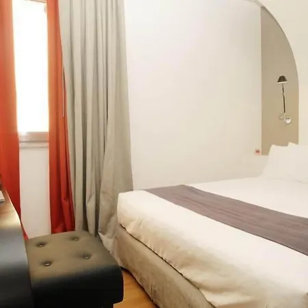 Culture Centro Storico Отель 4*