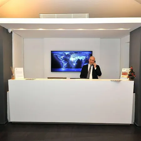 Culture Centro Storico Отель 4*